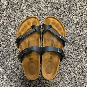 Women’s Mayari Birkenstock’s